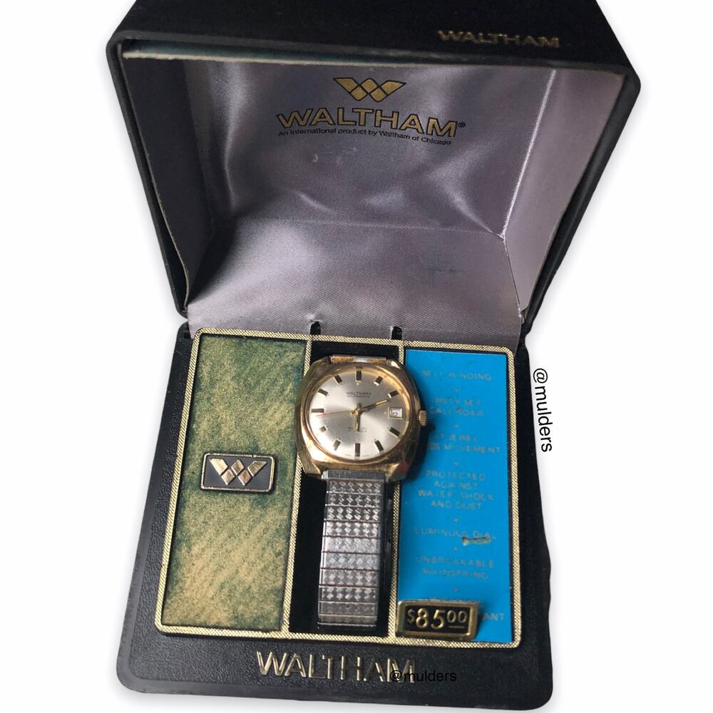 Vintage Mens Waltham Incabloc 17 Jewels Expansion Wrist Watch + Original Box